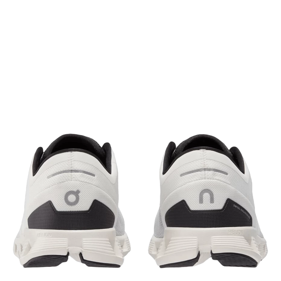 On Cloud X 3 Women White/black 5 On Cloud X 3 Women White/black - Afbeelding 5
