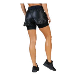 Kari Traa Sigrun Shorts Black -Damesmode online. 7048652290281 005 5bf1564ed00448b2af503af544a0602b